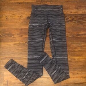Lululemon Athletica l Black Grey & White Space Dye Leggings